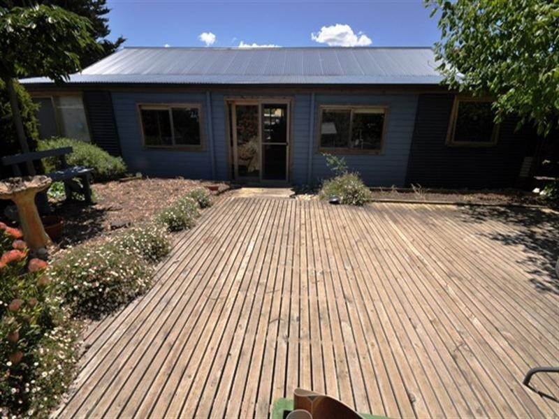 16 Sutherland Street, Meredith VIC 3333