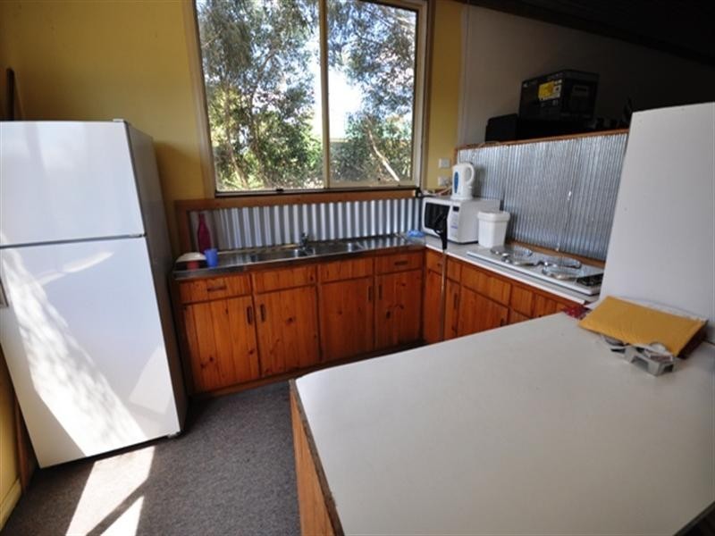 16 Sutherland Street, Meredith VIC 3333