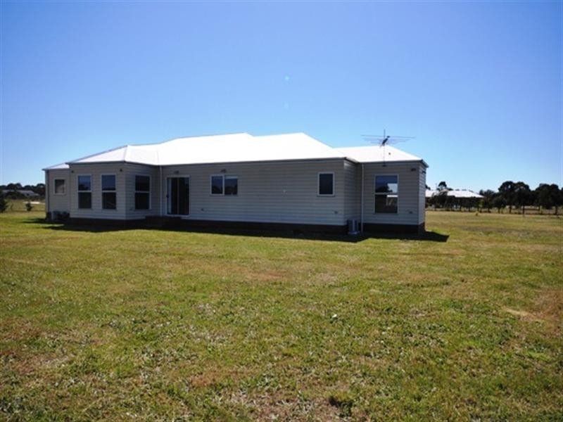 130 Tulla Drive, Teesdale VIC 3328