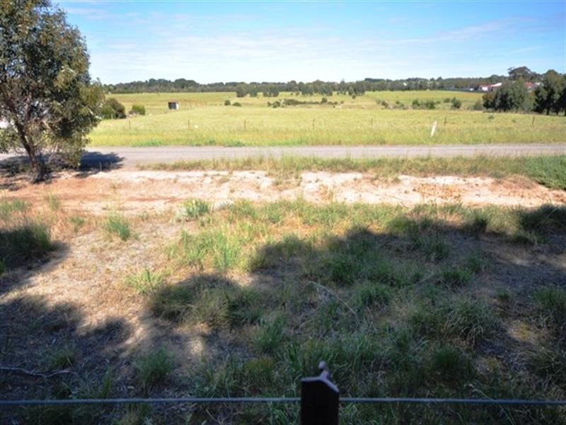 CA10, 50 Sutherland Street, Lethbridge VIC 3332