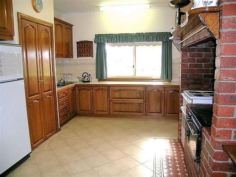 15 Somerset Court, Bannockburn VIC 3331