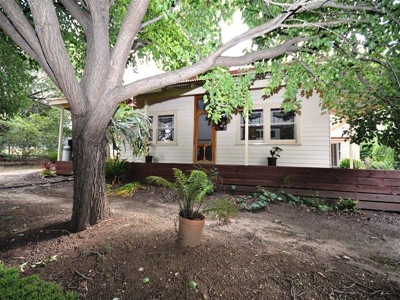 9 Todd Street, Teesdale VIC 3328