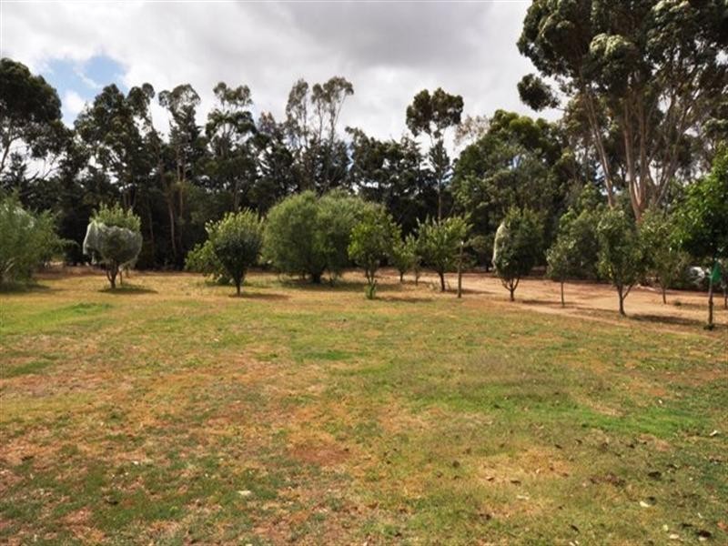 6 Kings Court, Teesdale VIC 3328