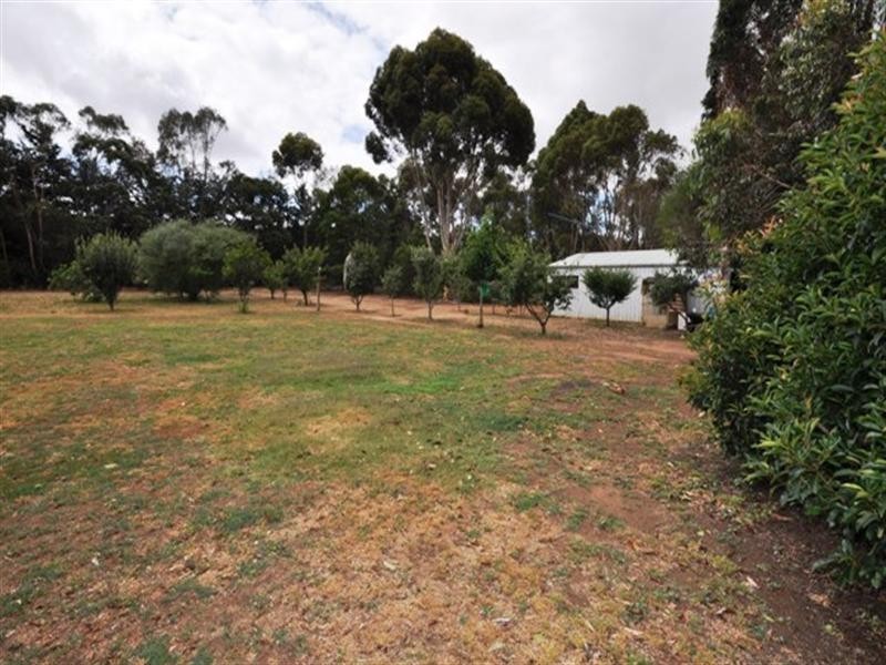 6 Kings Court, Teesdale VIC 3328