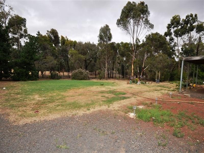 6 Kings Court, Teesdale VIC 3328