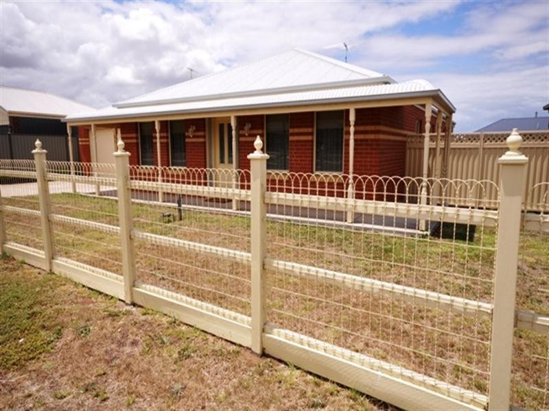 50 Dalcruin Drive, Bannockburn VIC 3331