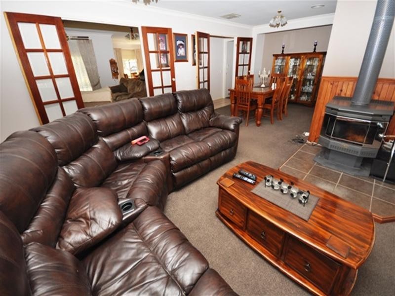 81 Inverlochy, Bannockburn VIC 3331