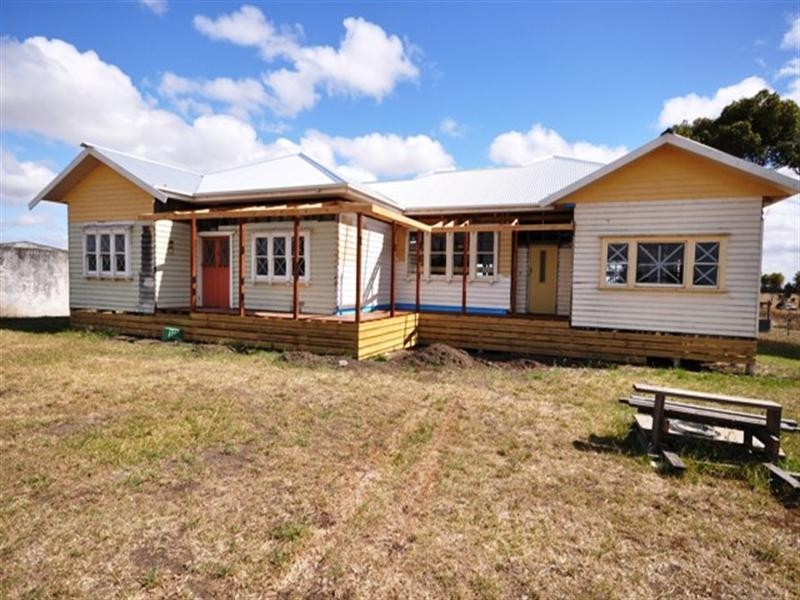 100 Phillips Lane, Winchelsea VIC 3241