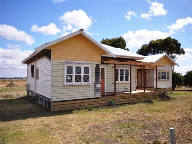 100 Phillips Lane, Winchelsea VIC 3241