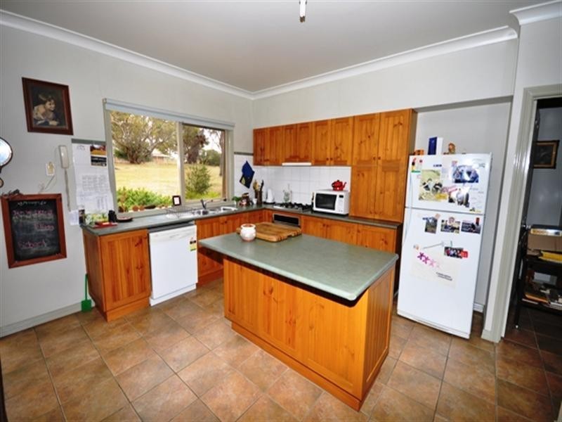 153 Common Road, Inverleigh VIC 3321