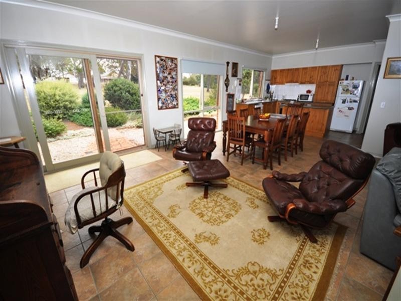 153 Common Road, Inverleigh VIC 3321