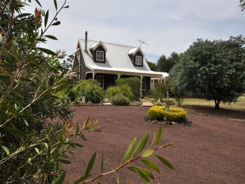 17 Cubbitt Street, Lethbridge VIC 3332