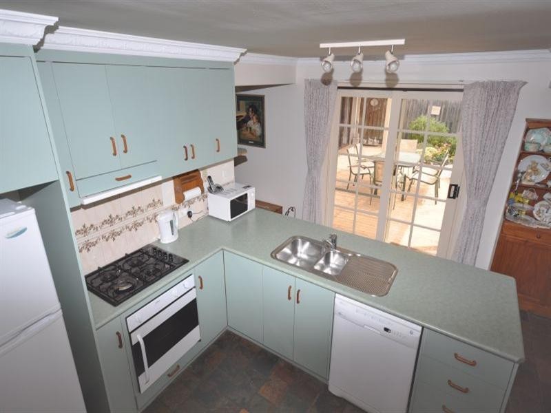 17 Cubbitt Street, Lethbridge VIC 3332