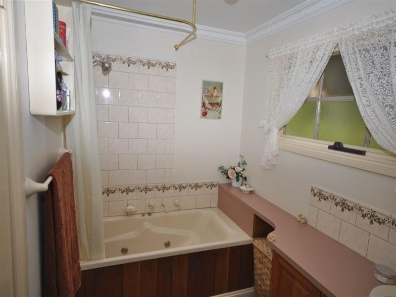 17 Cubbitt Street, Lethbridge VIC 3332