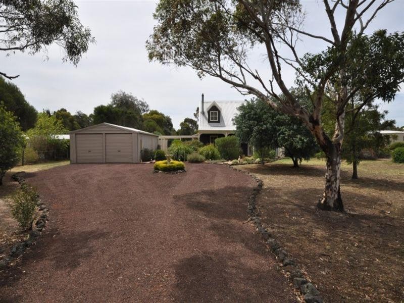17 Cubbitt Street, Lethbridge VIC 3332