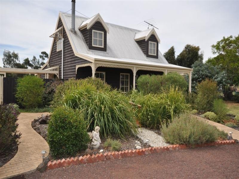 17 Cubbitt Street, Lethbridge VIC 3332