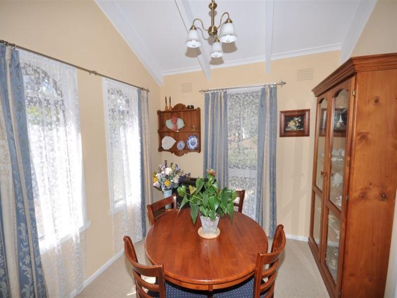 24 Learmonth Street, Teesdale VIC 3328