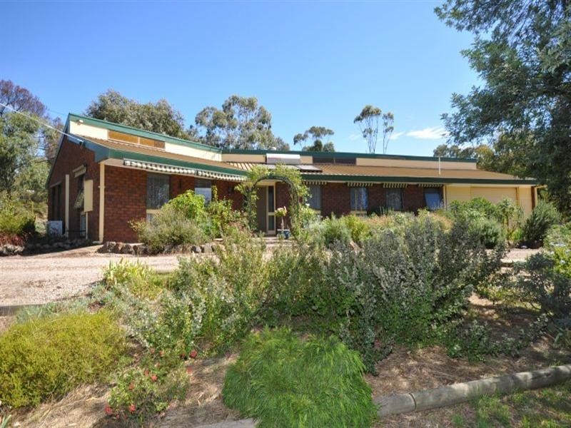 24 Learmonth Street, Teesdale VIC 3328