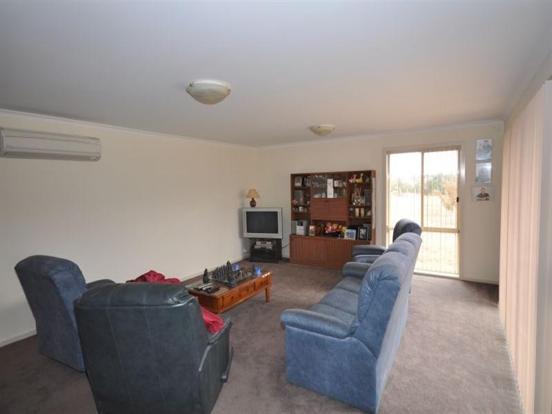 43 Noyes Road, Lethbridge VIC 3332