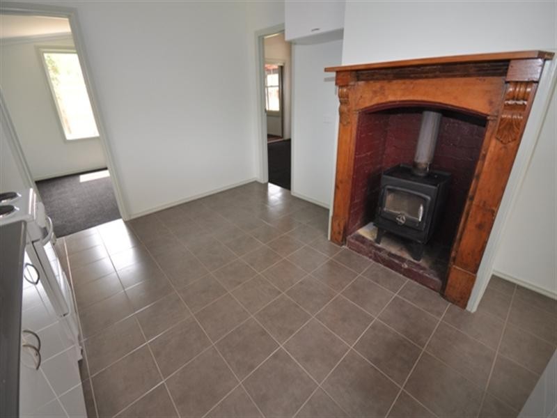 16 Dundas Street, Inverleigh VIC 3321