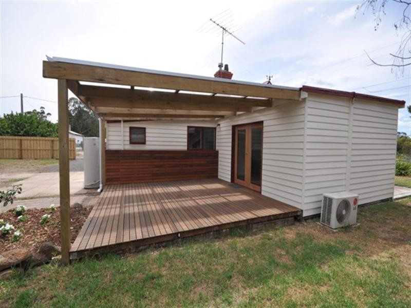 16 Dundas Street, Inverleigh VIC 3321