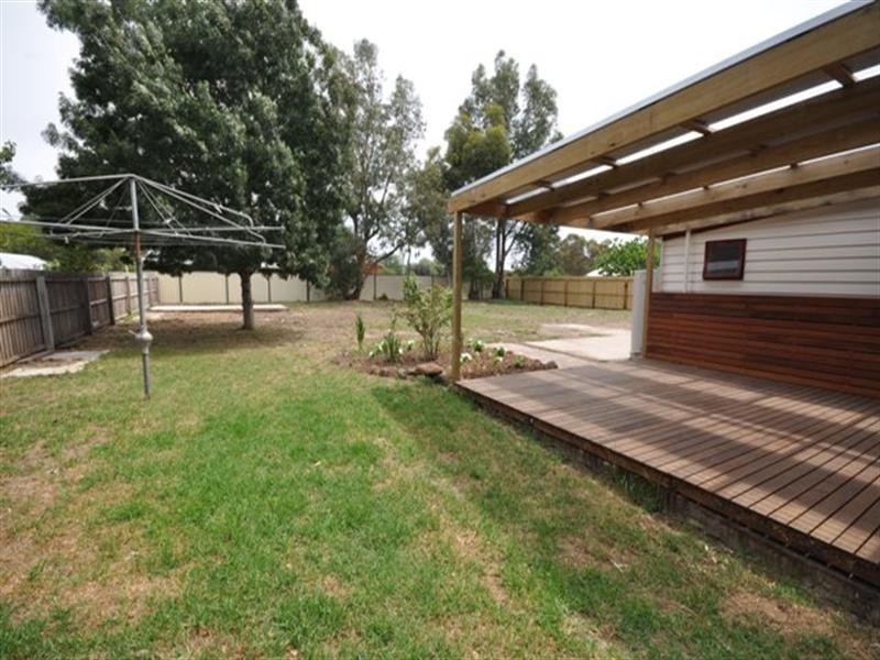 16 Dundas Street, Inverleigh VIC 3321