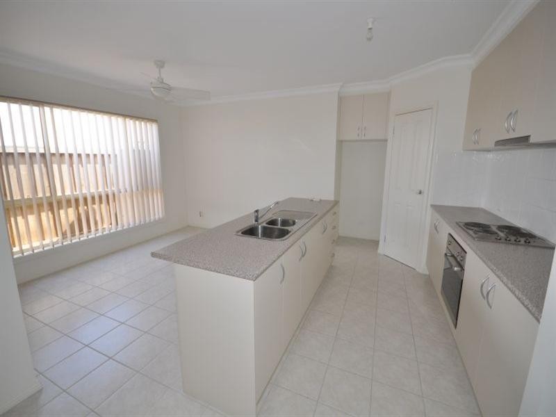 Unit 2/33 Dardel Drive, Bannockburn VIC 3331