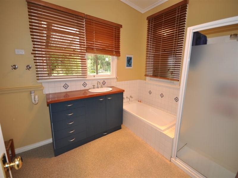 1 Noyes Road, Lethbridge VIC 3332