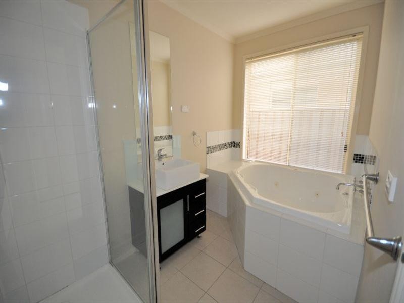 10 Oban Lane, Bannockburn VIC 3331