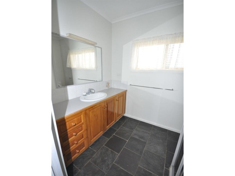 71 Earl Crescent, Bannockburn VIC 3331