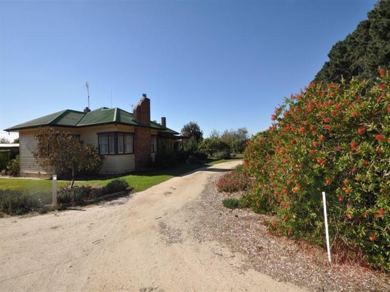 4590 Midland Highway, Meredith VIC 3333