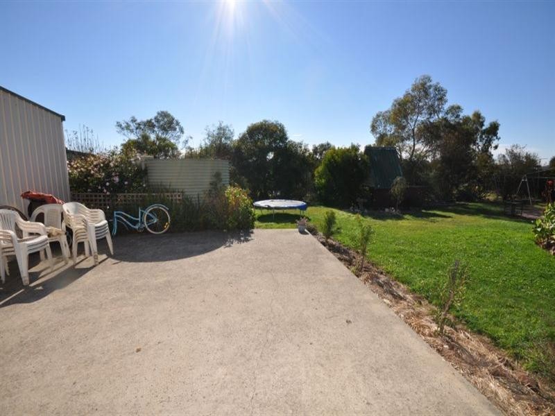 4590 Midland Highway, Meredith VIC 3333