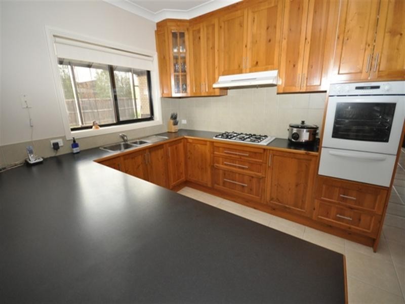 4 Edenborough Way, Bannockburn VIC 3331