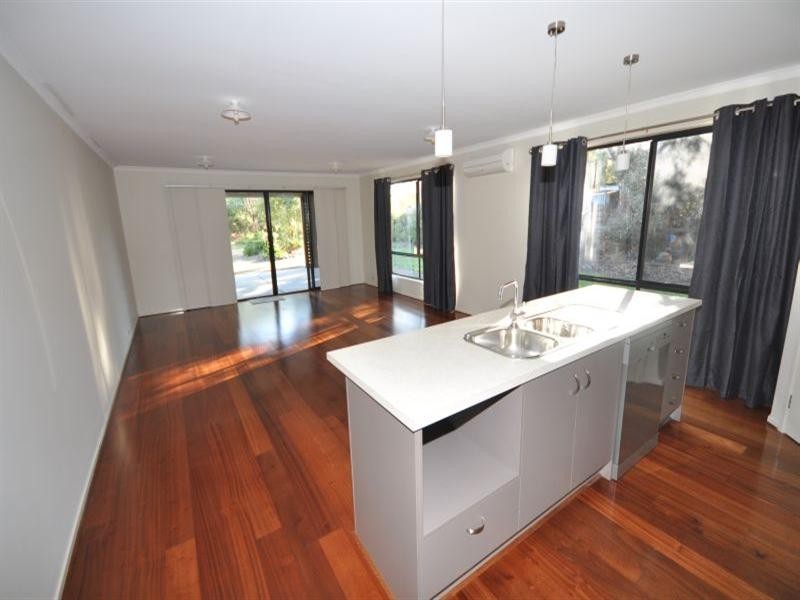 37 Stephenson Street, Lethbridge VIC 3332