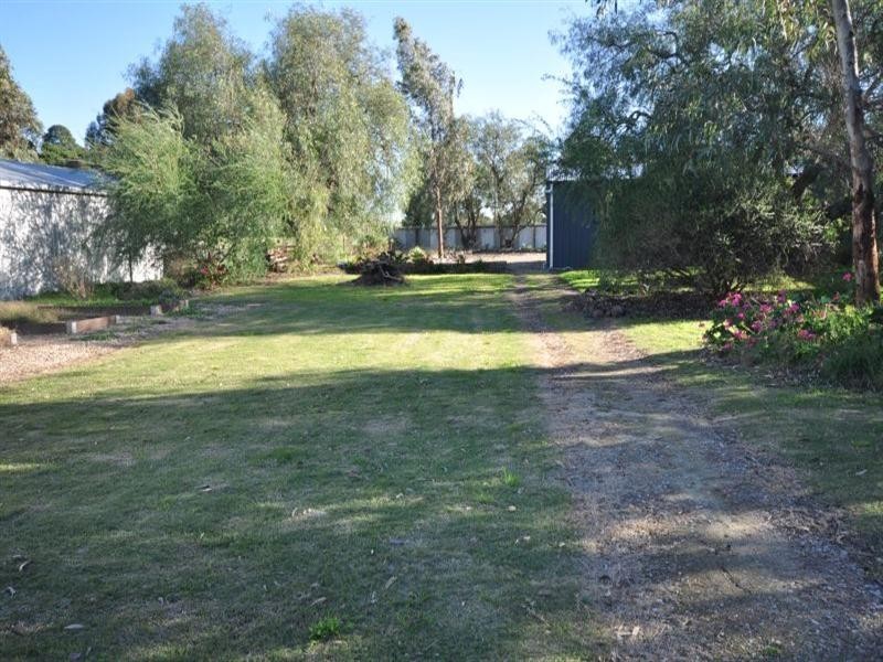 37 Stephenson Street, Lethbridge VIC 3332