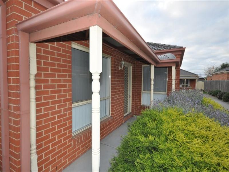 2/390 Autumn Street, Herne Hill VIC 3218