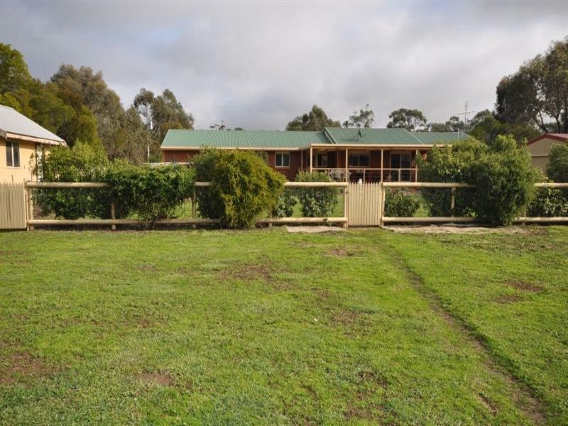 99 Redgum Drive, Teesdale VIC 3328