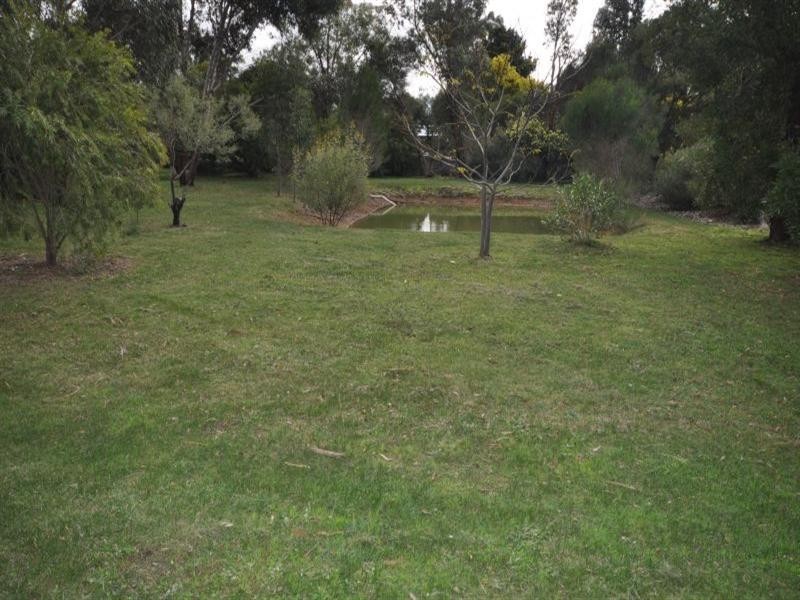 99 Redgum Drive, Teesdale VIC 3328