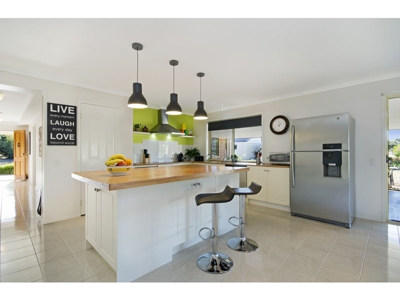 20 Marrabah Crescent, Teesdale VIC 3328