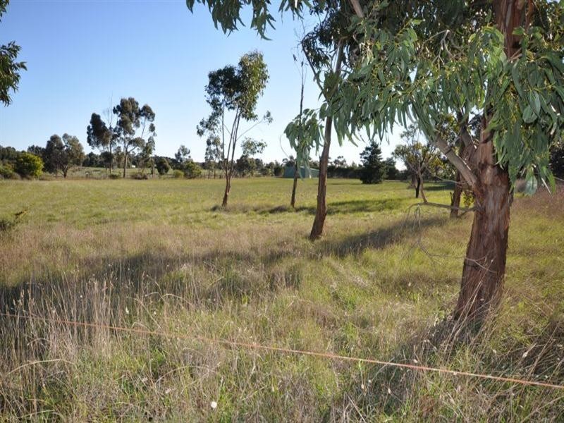 77 Brunel Street, Lethbridge VIC 3332