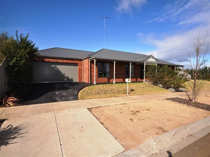 2 Shekkleton Road, Bannockburn VIC 3331