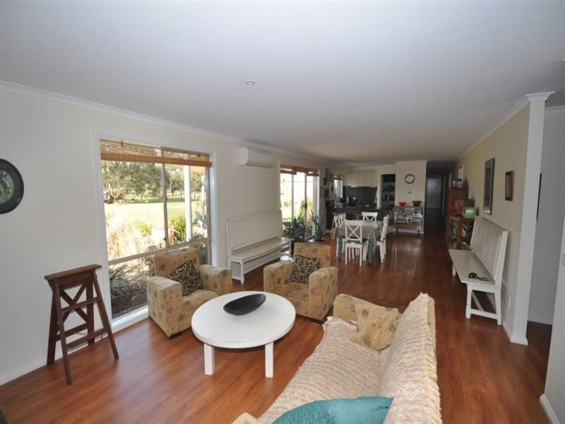 21 Tulla Drive, Teesdale VIC 3328