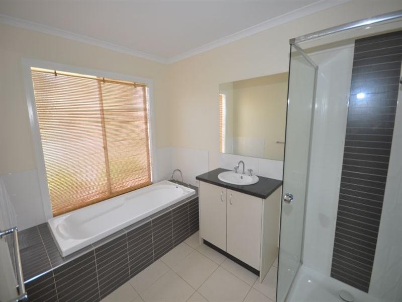 21 Tulla Drive, Teesdale VIC 3328