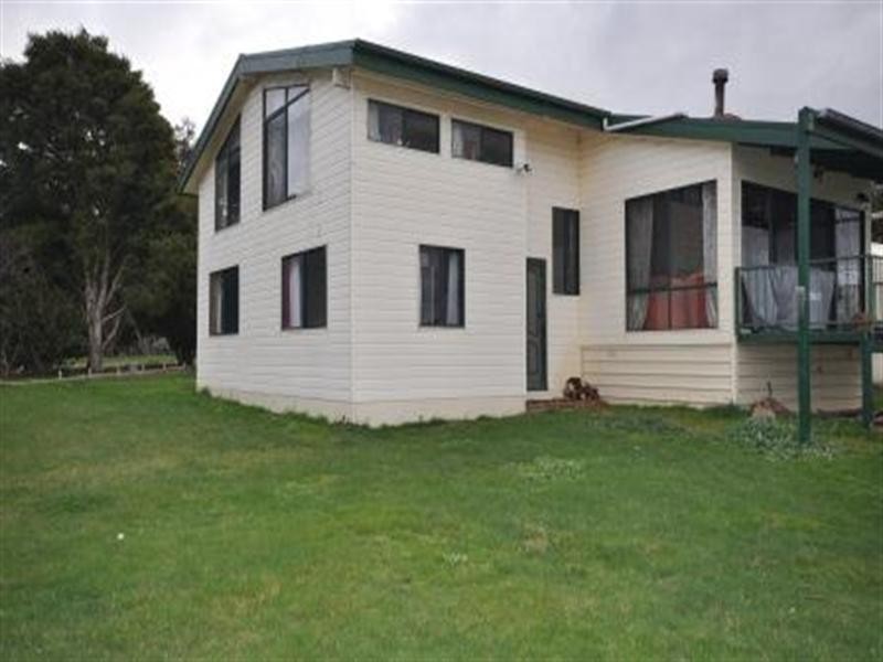 33 McKays Lane, Dereel VIC 3352