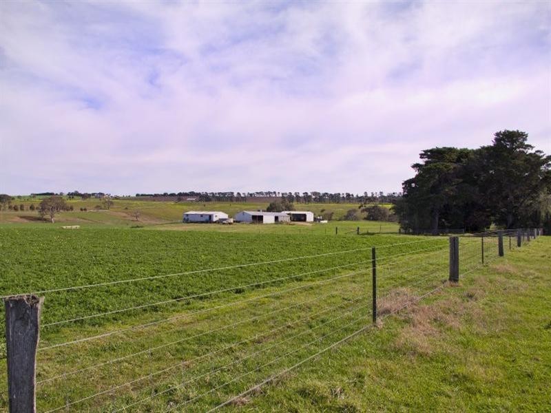 200 Sharkeys Road, Sutherlands Creek VIC 3331