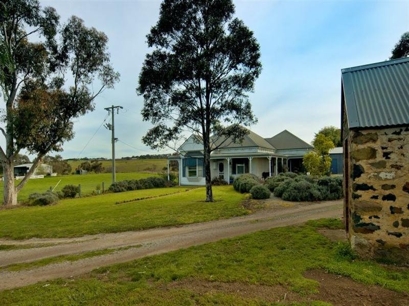 200 Sharkeys Road, Sutherlands Creek VIC 3331