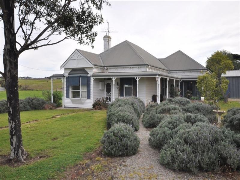 200 Sharkeys Road, Sutherlands Creek VIC 3331