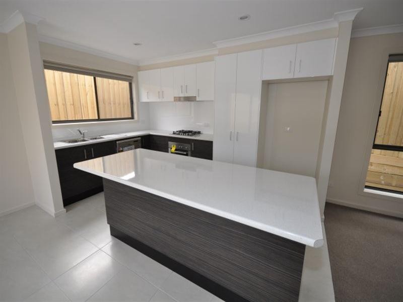 11 Glastonbury Close, Bannockburn VIC 3331