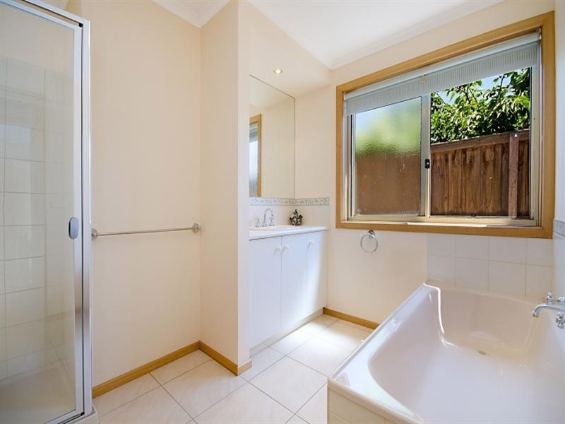 27 Balmaha Avenue, Bannockburn VIC 3331