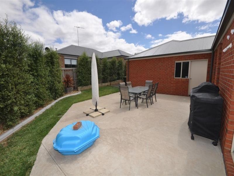 6 Chasseles Place, Bannockburn VIC 3331
